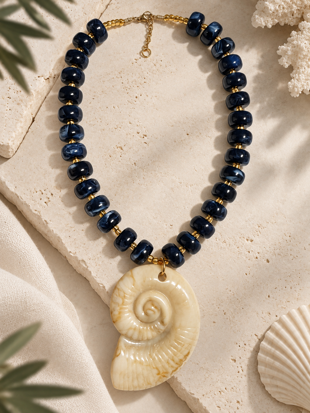 Aurelia necklace