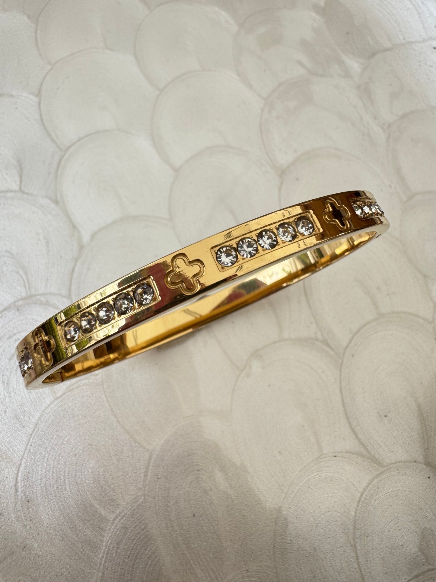 Desireh Bangle bracelet
