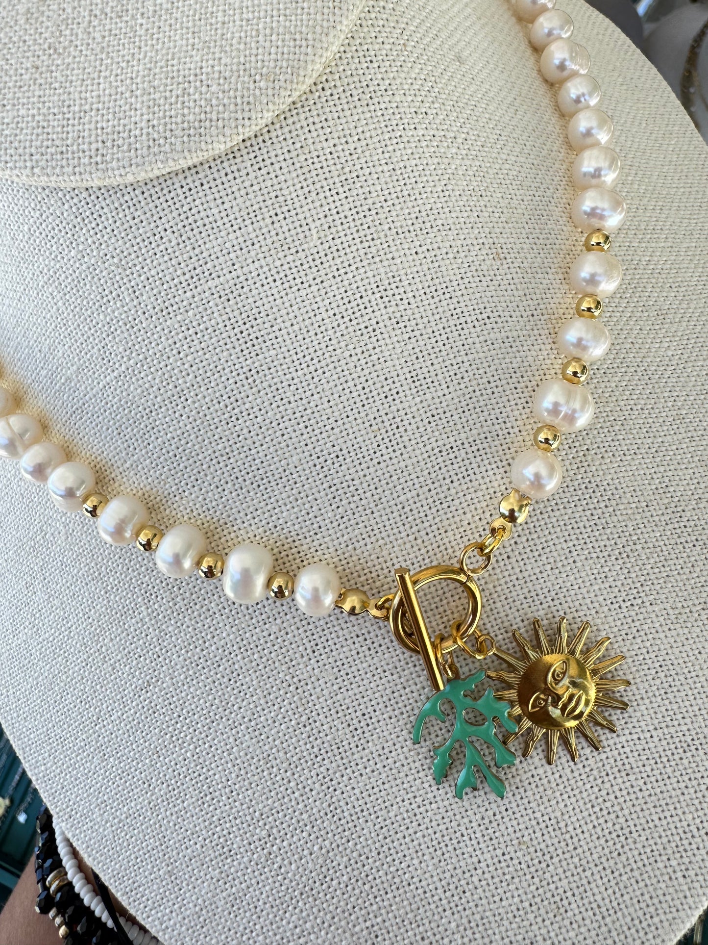 Luz del Mar necklace