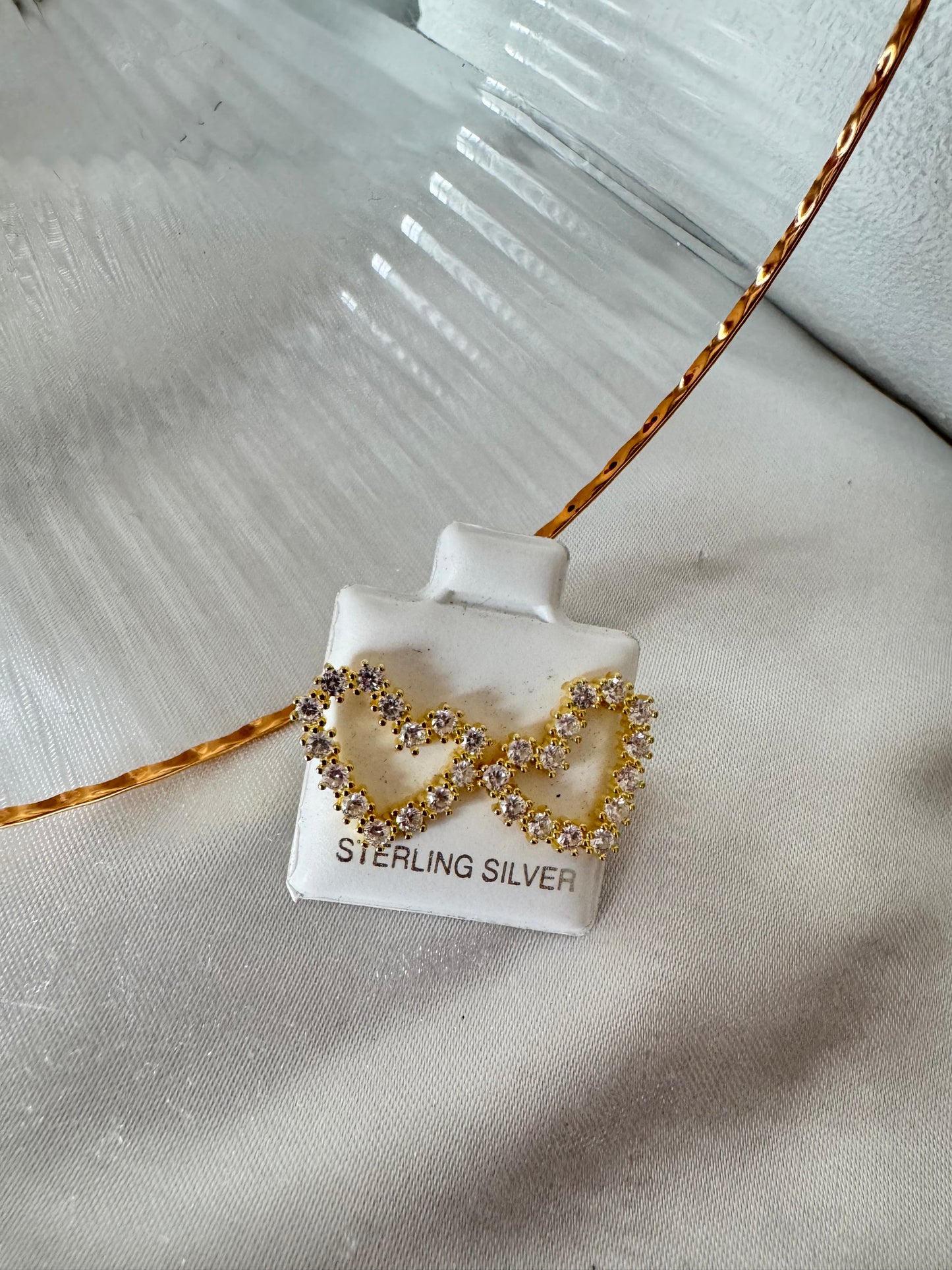 Endless love earrings