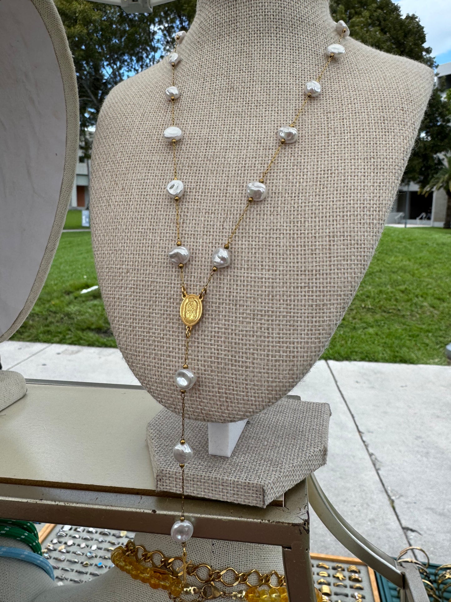 Alma rosary necklace