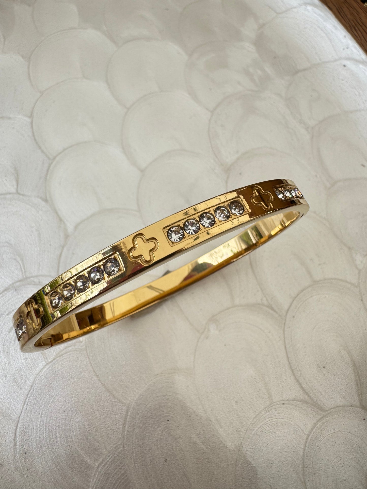 Desireh Bangle bracelet
