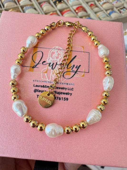 Vanessa bracelet